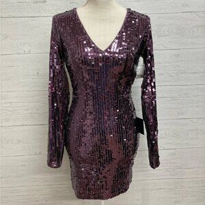Lulu's NWT All Over Sequin BodyCon Mini Dress Backless V Neck Size Medium Party